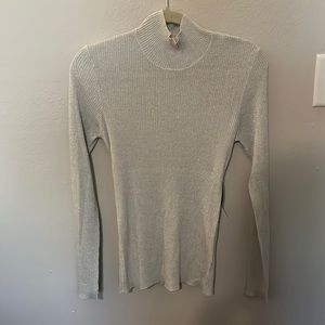 ModCloth Silver Ribbed Mock Neck NWT